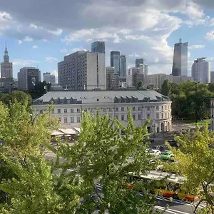 Plac Bankowy, Metro Warszawa